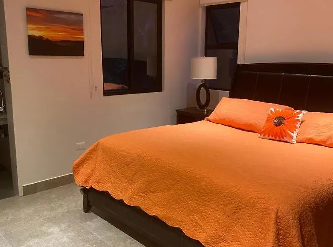 Casa Vistas Del Pacifico Bed & Breakfast *