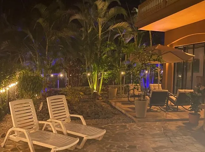 Casa Vistas Del Pacifico Bed & Breakfast *